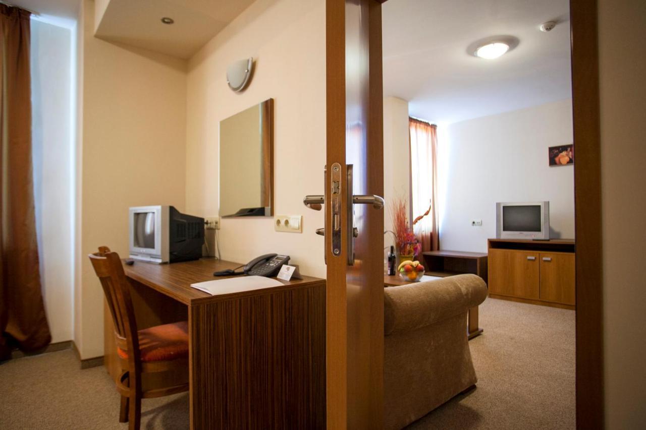 Hotel Intelcoop Пловдив Екстер'єр фото