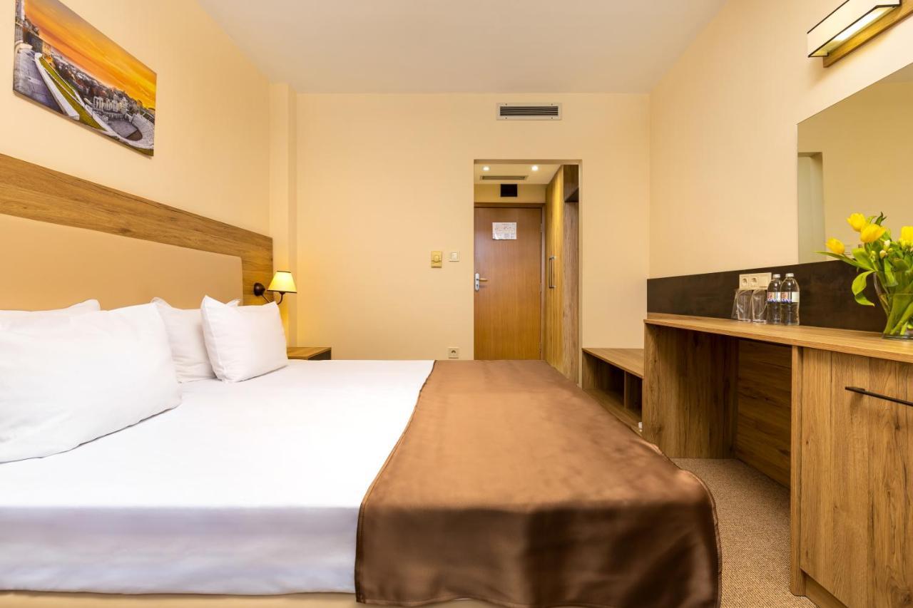 Hotel Intelcoop Пловдив Екстер'єр фото