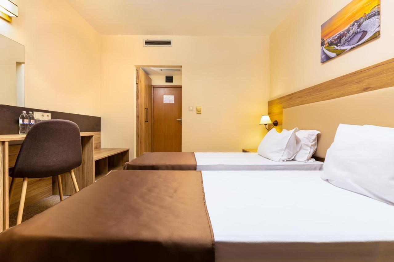 Hotel Intelcoop Пловдив Екстер'єр фото
